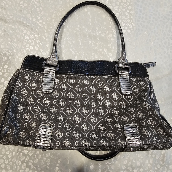 Vintage Guess Handbag - Gray and Silver - VGUC - Monogram - Picture 7 of 15
